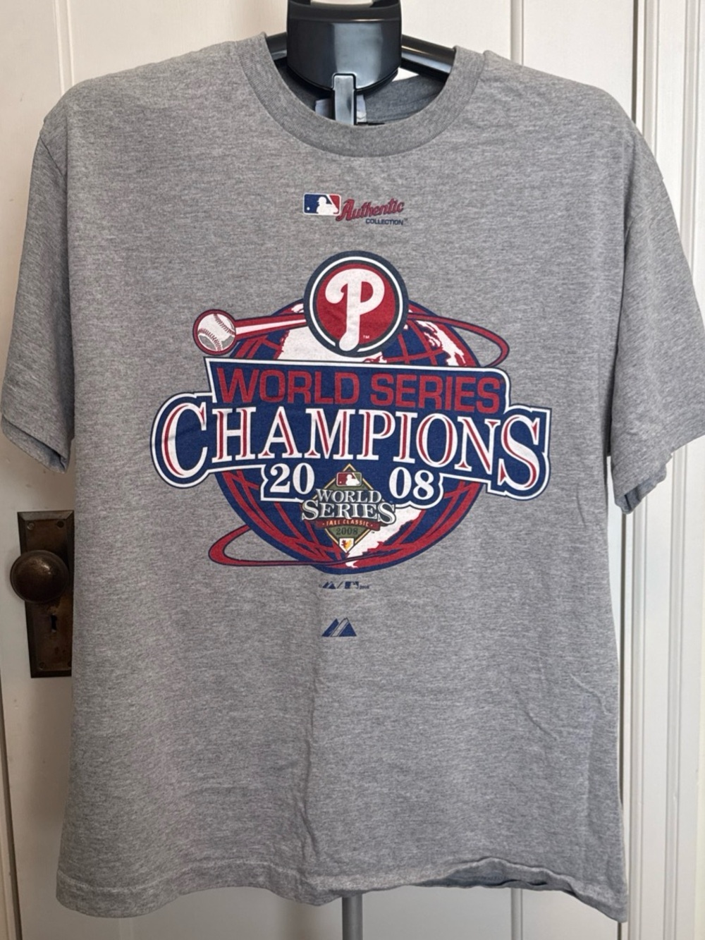 Vintage Philadelphia Phillies 2008 World Series Champions T-Shirt Majestic L